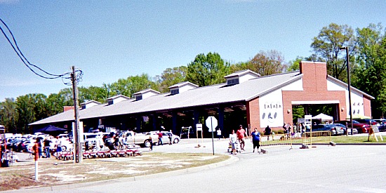 Outdoor shopping area in South Carolina similar to a flea market.