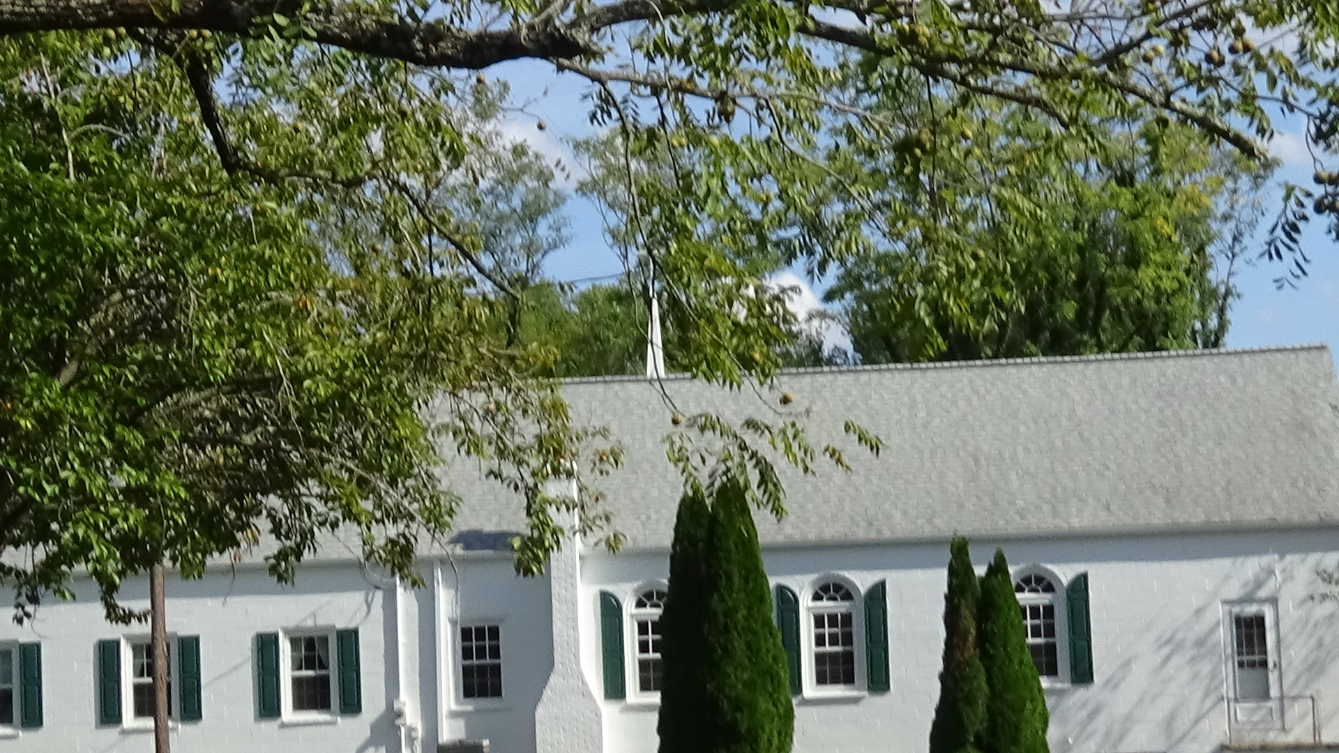 Kids leaving school building.
